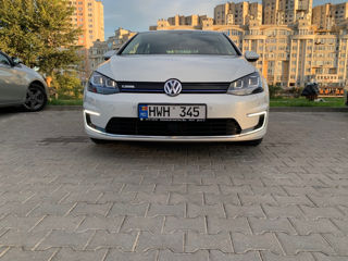 Volkswagen Golf foto 1