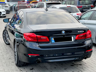 BMW 5 Series foto 3