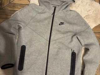 Nike tech fleece