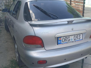 Hyundai Accent foto 2