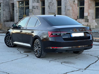 Skoda Superb foto 4