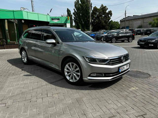 Volkswagen Passat foto 4