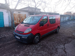 Opel Vivaro foto 10