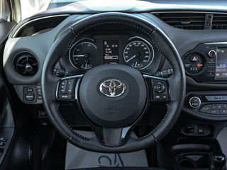 Toyota Yaris foto 10