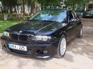 BMW 3 Series Coupe foto 3