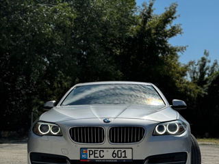 BMW 5 Series foto 1