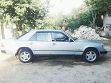 Mercedes Series (W124) foto 1