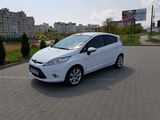 Ford Fiesta foto 6