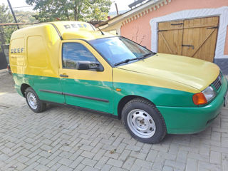 Volkswagen Caddy foto 2