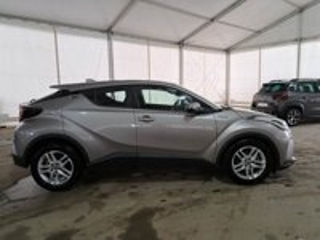 Toyota C-HR foto 16