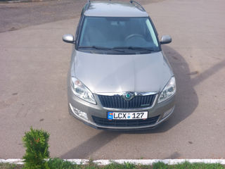 Skoda Fabia foto 2