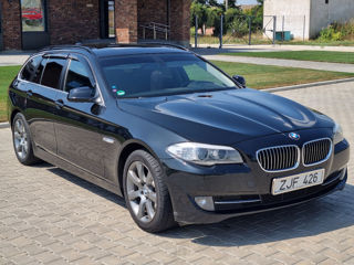 BMW 5 Series foto 2