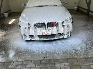 BMW 5 Series foto 6