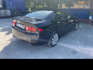 Honda Accord фото 4