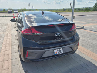 Hyundai IONIQ foto 4