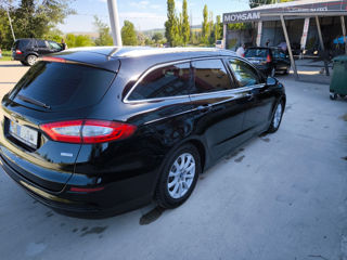 Ford Mondeo foto 4