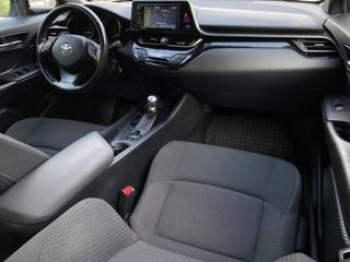 Toyota C-HR foto 7