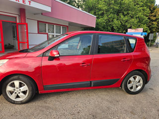 Renault Scenic foto 2