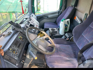 Mercedes Atego 18 28 foto 4