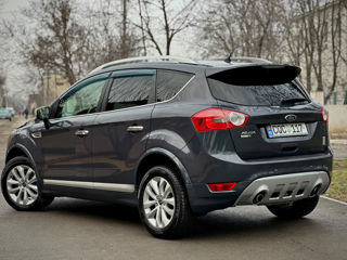 Ford Kuga foto 2