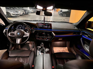 BMW 5 Series foto 8