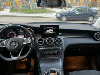 Mercedes GLC foto 5