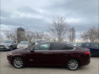 Ford Fusion foto 8