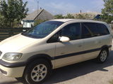 Opel Zafira foto 1