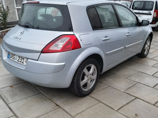 Renault Megane foto 3