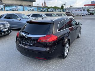 Opel Insignia foto 5