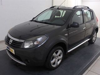 Dacia Sandero фото 1