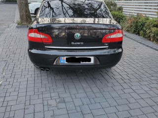 Skoda Superb foto 3