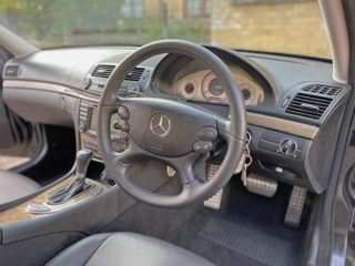 Mercedes E-Class foto 4