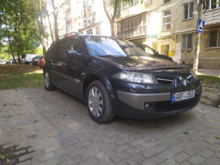 Renault Megane foto 1