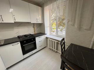 Apartament cu 2 camere, 43 m², Centru, Chișinău foto 10