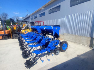 Cultivator cu fertilizare super oferta, pret: 5500 Euro !!! foto 1