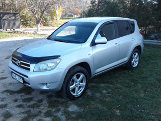 Toyota Rav 4 foto 3