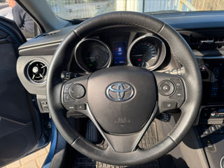 Toyota Auris foto 11