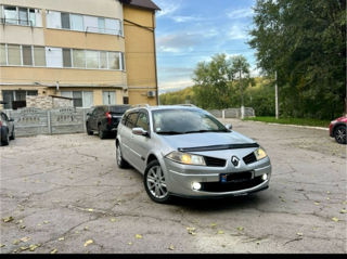 Renault Megane foto 4