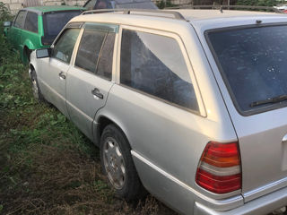 Mercedes Series (W124) foto 4