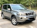 Nissan X-Trail foto 1