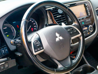 Mitsubishi Outlander foto 6