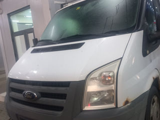 Ford Transit foto 2