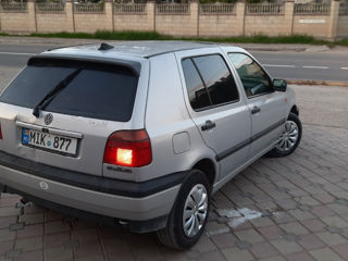 Volkswagen Golf foto 4