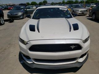 Ford Mustang foto 3