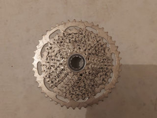 Vând cassetă 10 speed 11-46 Shimano Deore