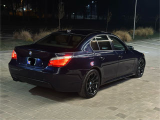 BMW 5 Series foto 5