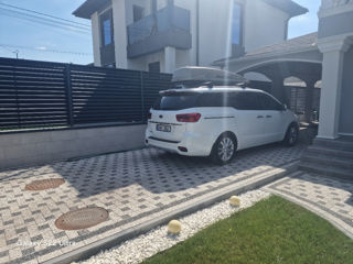 KIA Carnival foto 6