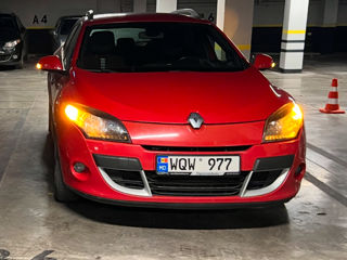 Renault Megane foto 2