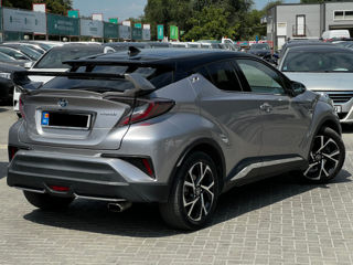 Toyota C-HR foto 3